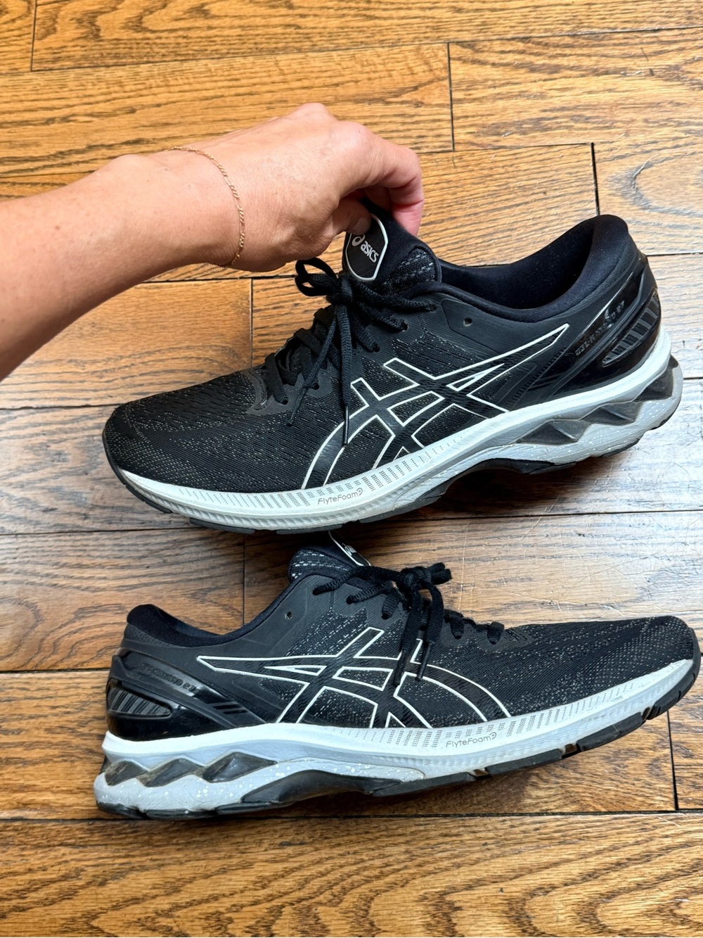ASICS Men's Gel-Kayano 27